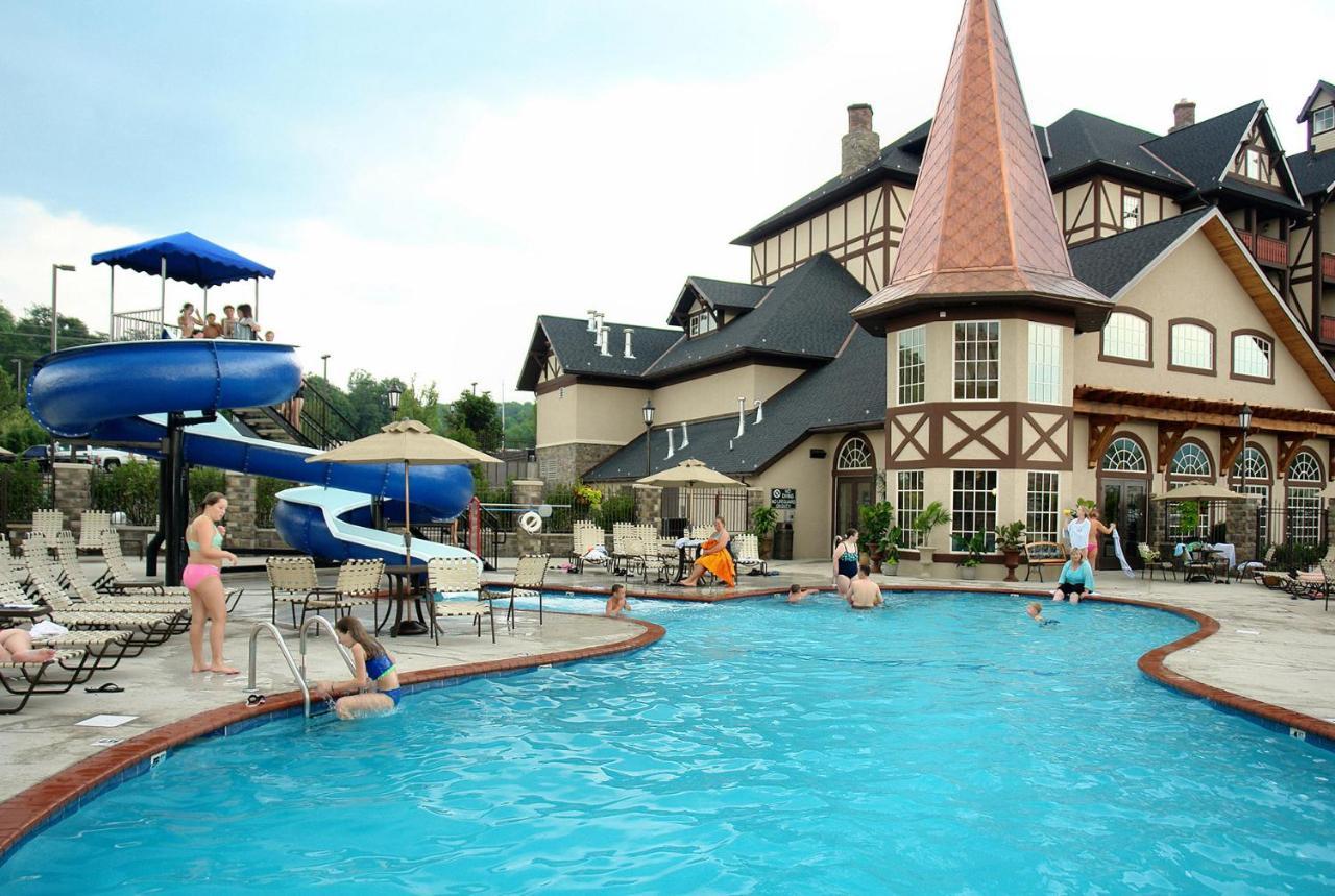 The Inn At Christmas Place Pigeon Forge Exterior photo